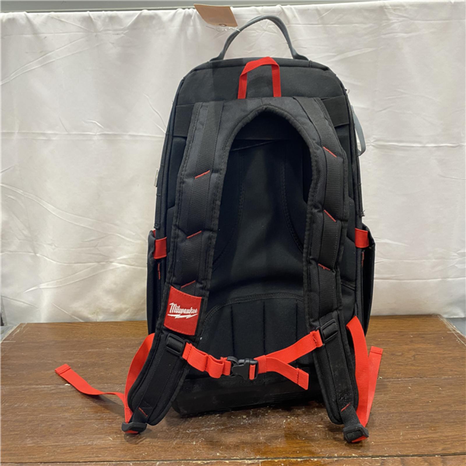AS-IS Milwaukee 15 in. PACKOUT Backpack