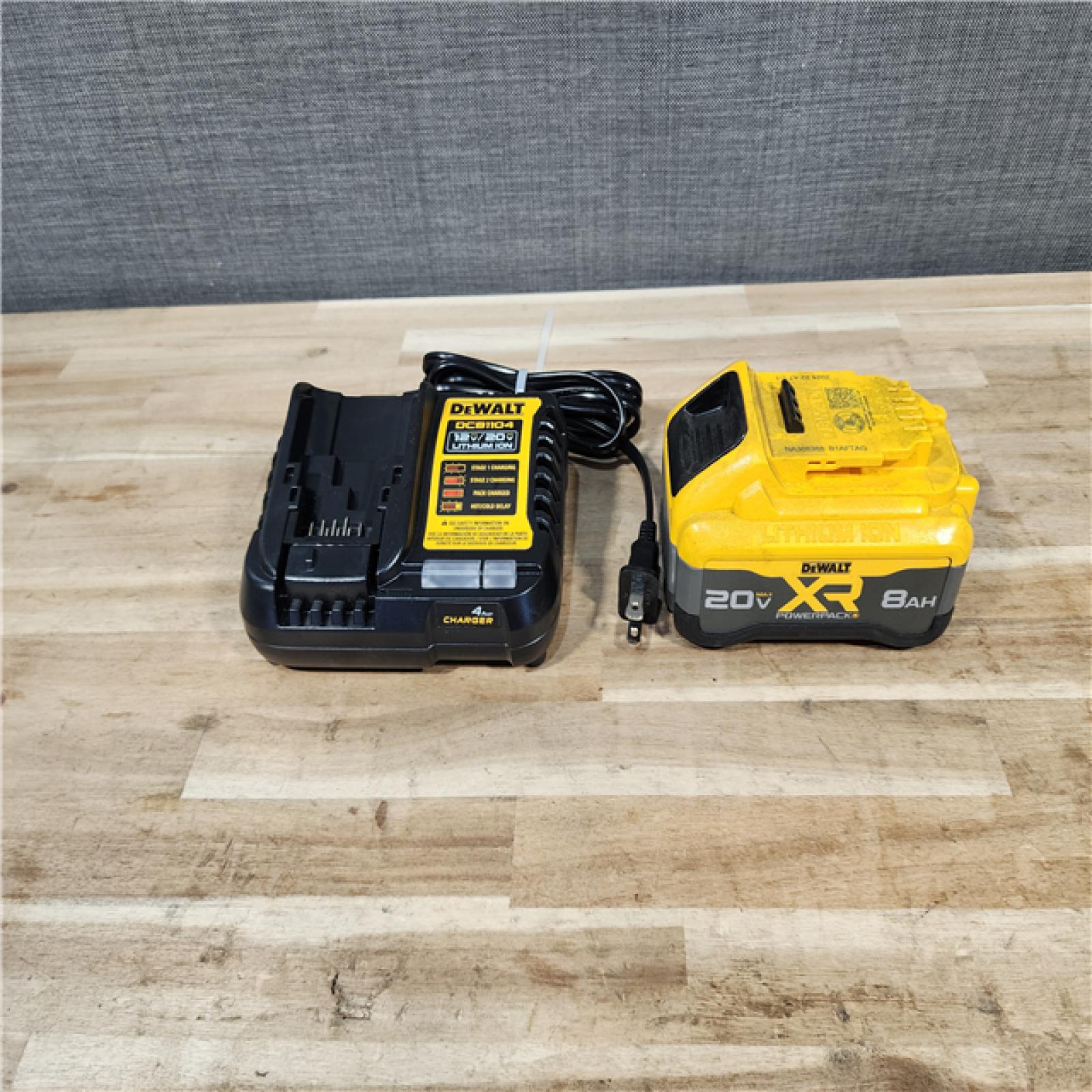 HOUSTON LOCATION - AS-IS DeWalt 20V MAX XR 1/2 in. Brushless Cordless Hammer Drill Kit (Battery & Charger)