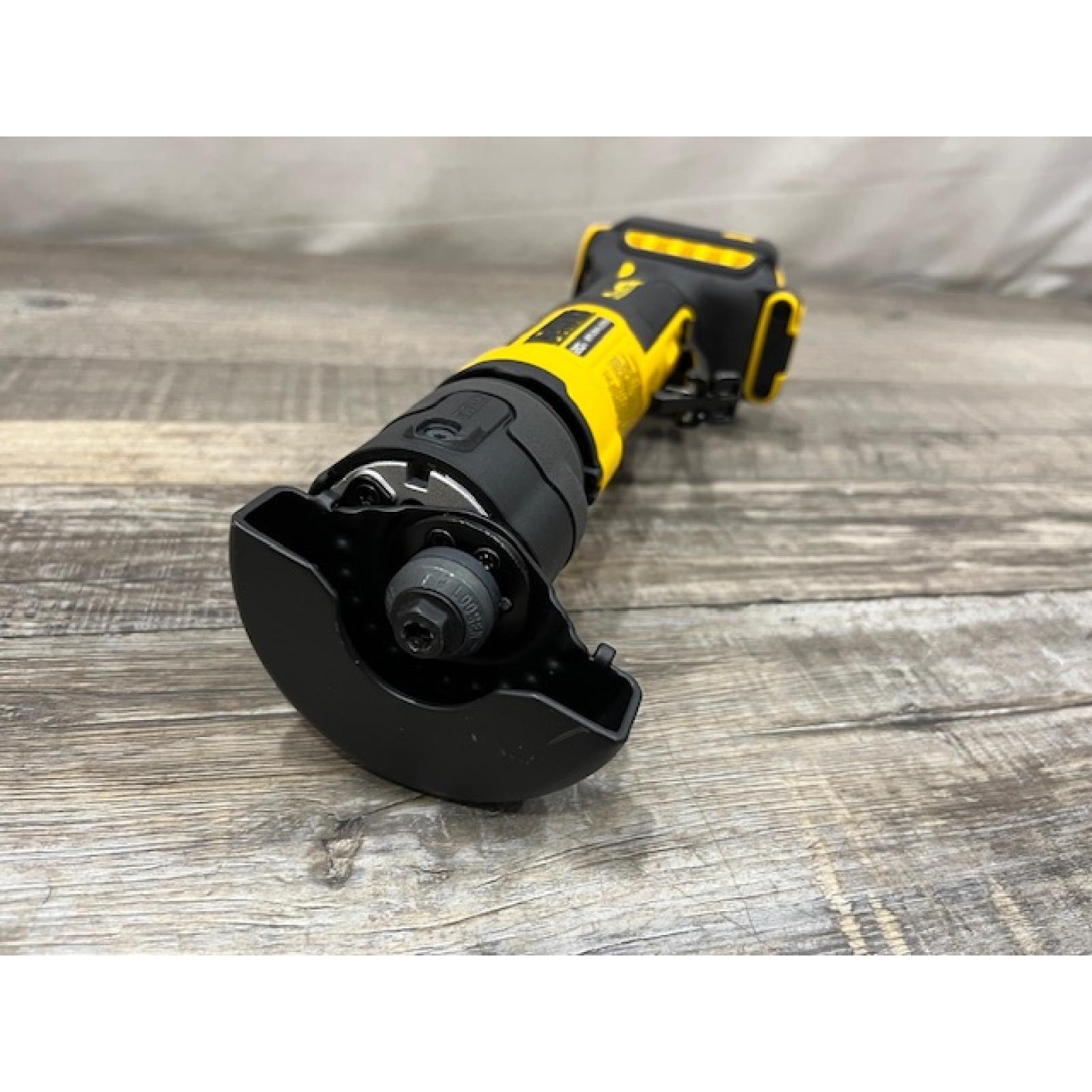 AS-IS DEWALT ATOMIC 20V MAX Cordless Brushless 3 in. Cut-Off Tool (Tool Only)