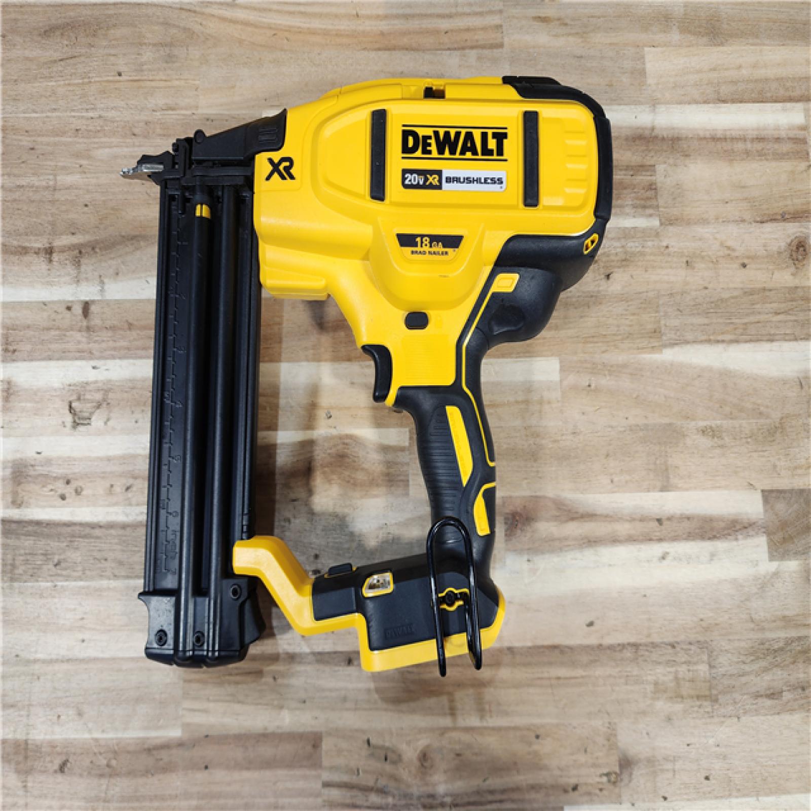 HOUSTON LOCATION - AS-IS DEWALT 20V MAX XR Lithium-Ion Electric Cordless 18-Gauge Brad Nailer (Tool Only)