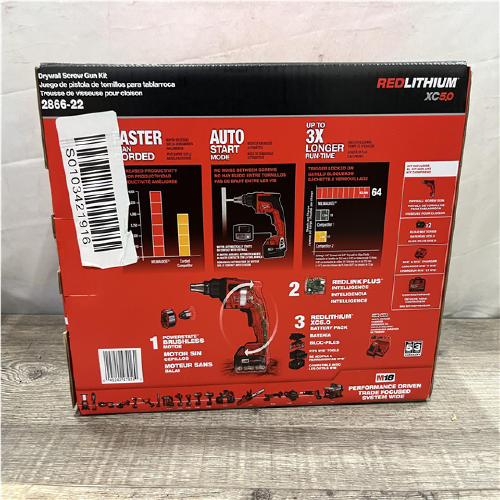 NEW - Milwaukee FUEL 18V Lithium-Ion Brushless Cordless Drywall Screw Gun Kit