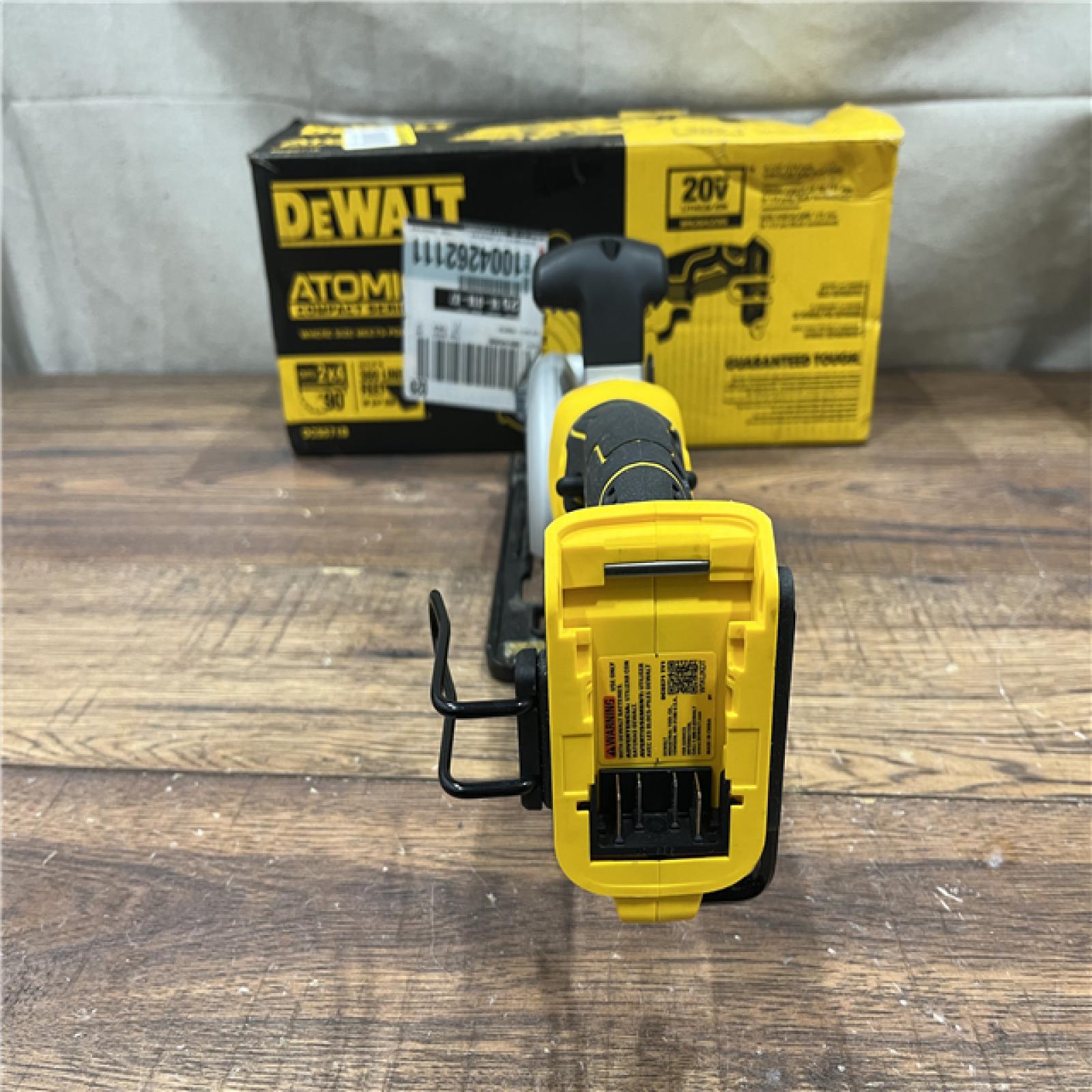AS-IS DEWALT ATOMIC 20V MAX Cordless Brushless 4-1/2 in. Circular Saw (Tool Only)