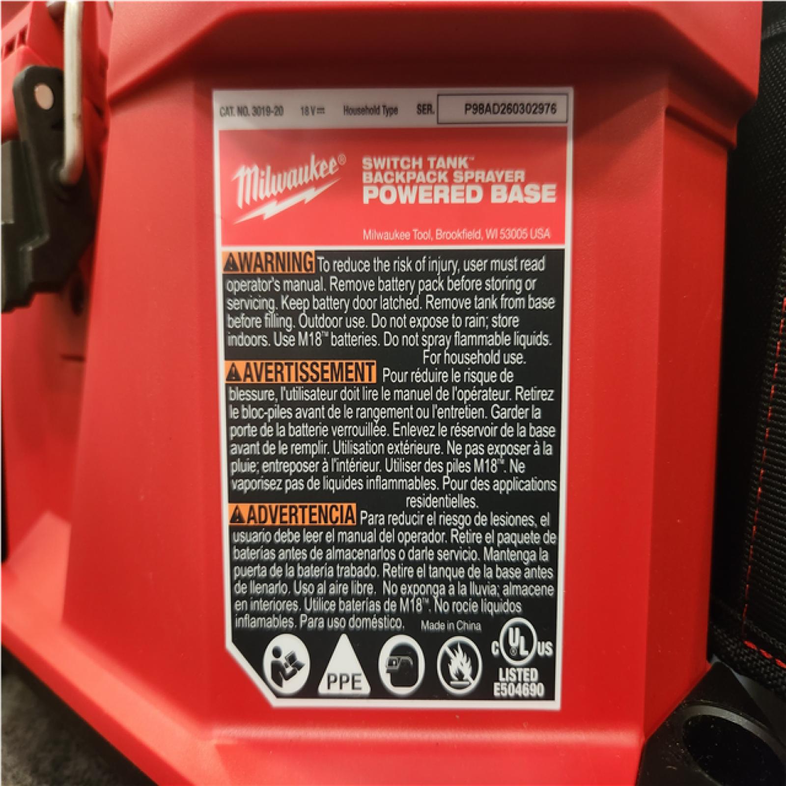 Phoenix NEW Milwaukee M18 18V 4 Gal. Cordless Battery Powered Backpack Pesticide Sprayer w/Switch Tank Interchangeable Capability (Tool-Only)