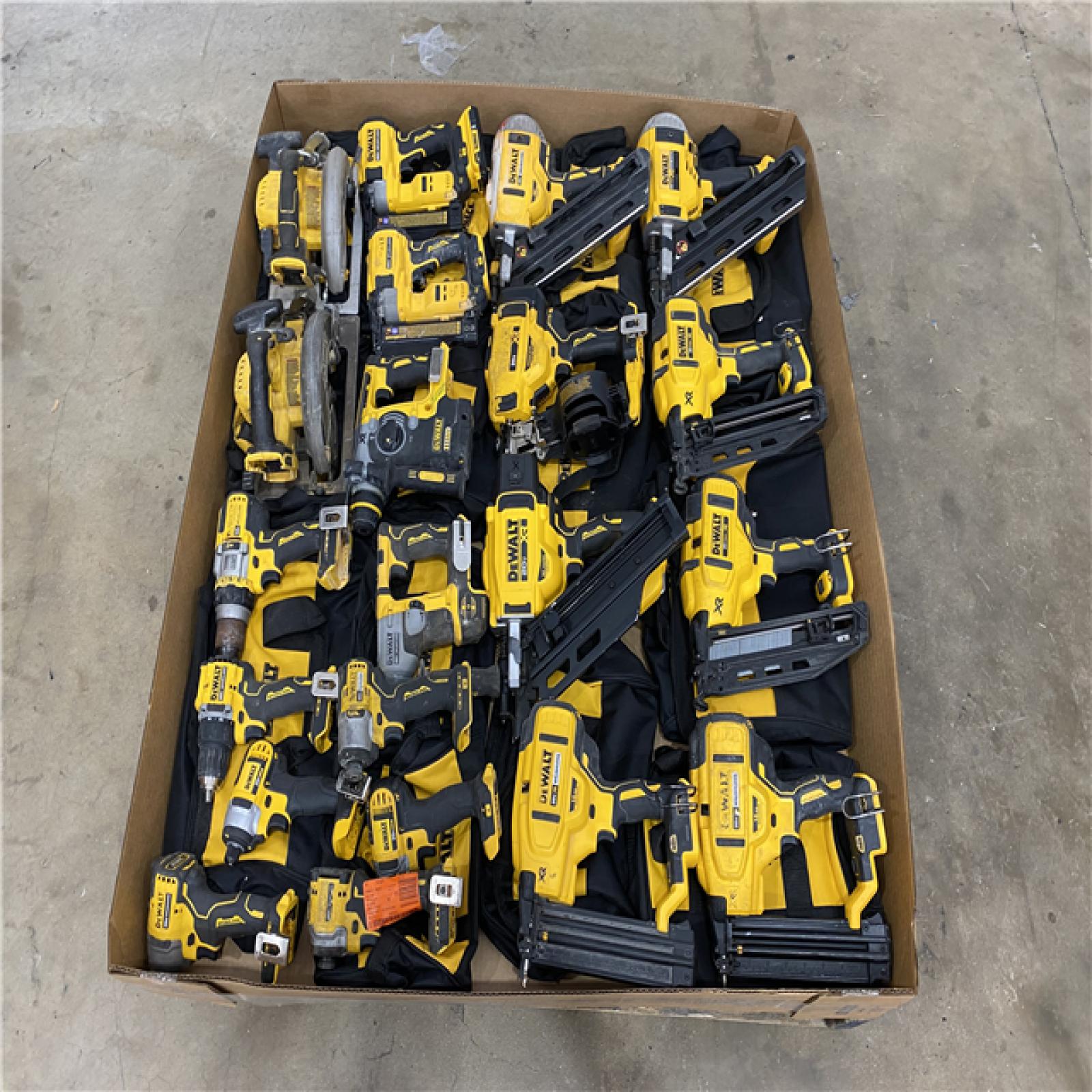 Houston Location AS IS - Tool Pallet