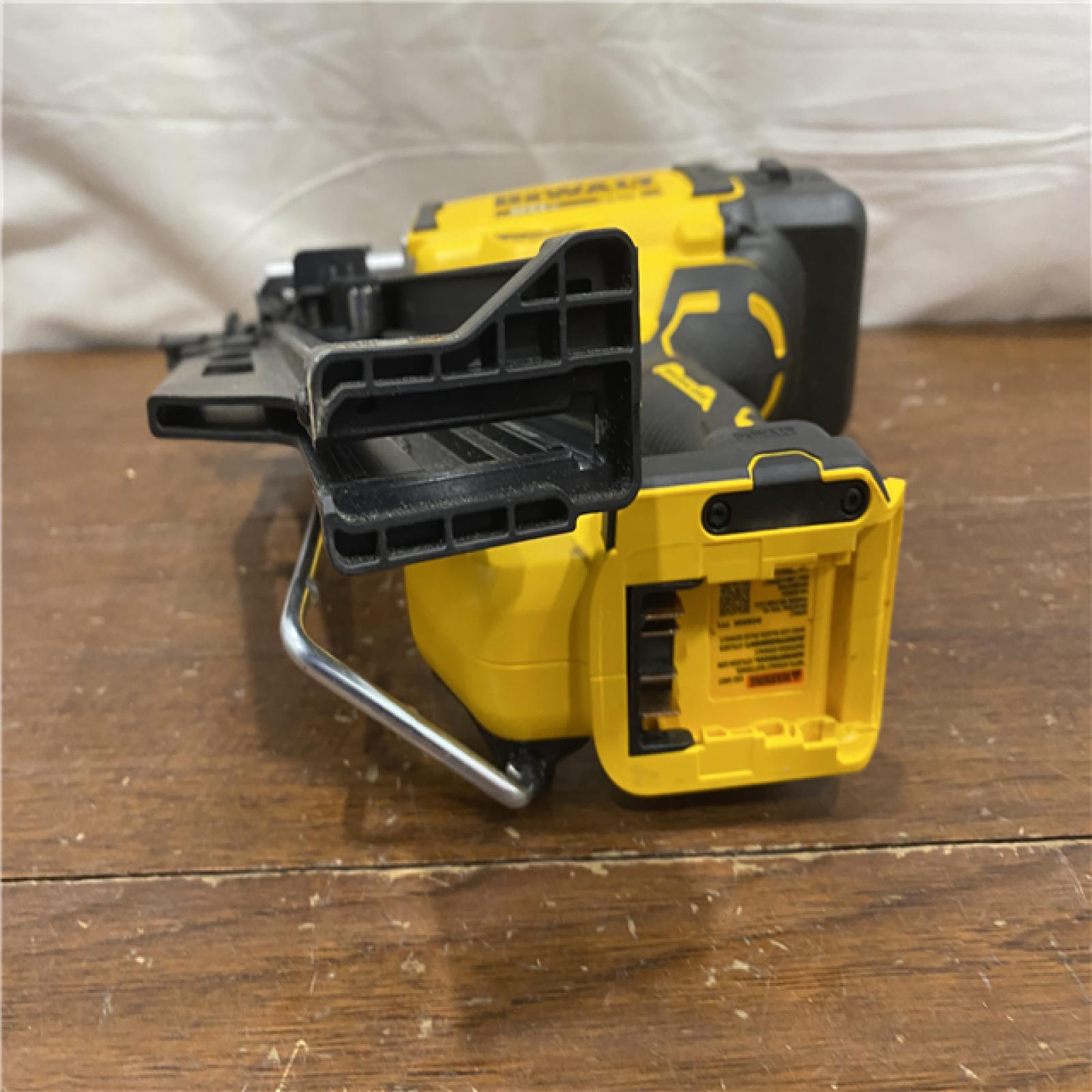 AS-IS DEWALT 20-Volt 21° Cordless Framing Nailer (Tool-Only)