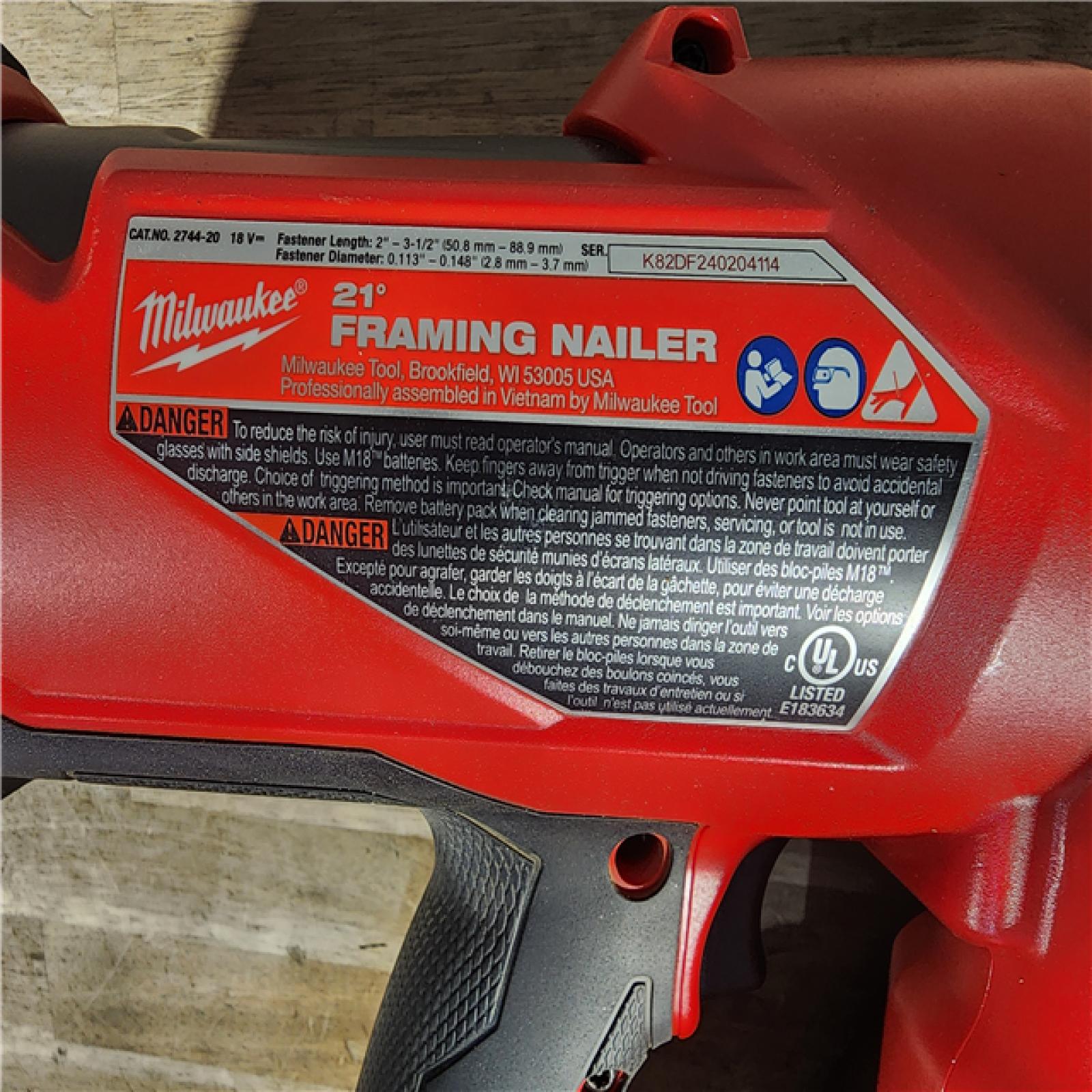 HOUSTON LOCATION - AS-IS Milwaukee 2744-20 M18 FUEL 3-1/2 in. 18-Volt 21-Degree Lithium-Ion Brushless Cordless Framing Nailer (Tool-Only)
