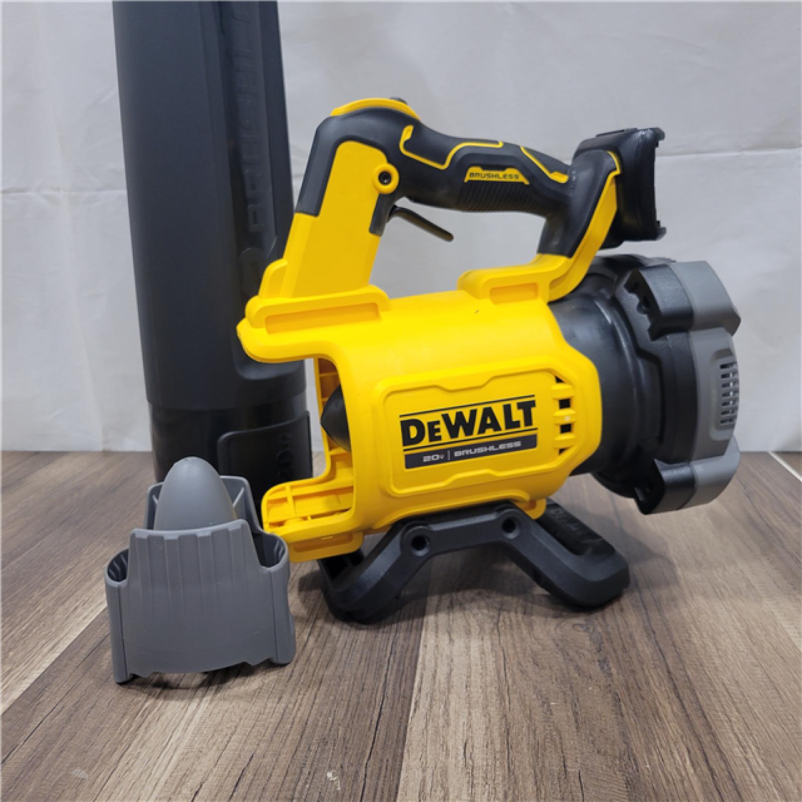 AS-IS DEWALT 20V MAX 125 MPH 450 CFM Brushless Cordless Battery Powered Blower (Tool Only)