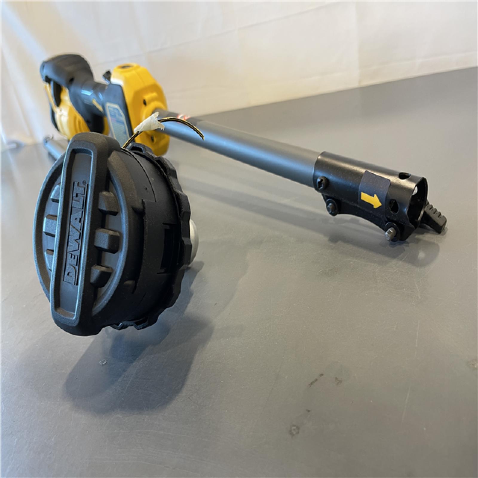 Like New! - DeWalt FLEXVOLT 60V MAX Brushless Cordless 17-Inch Attachment Capable String Trimmer (Tool Only)