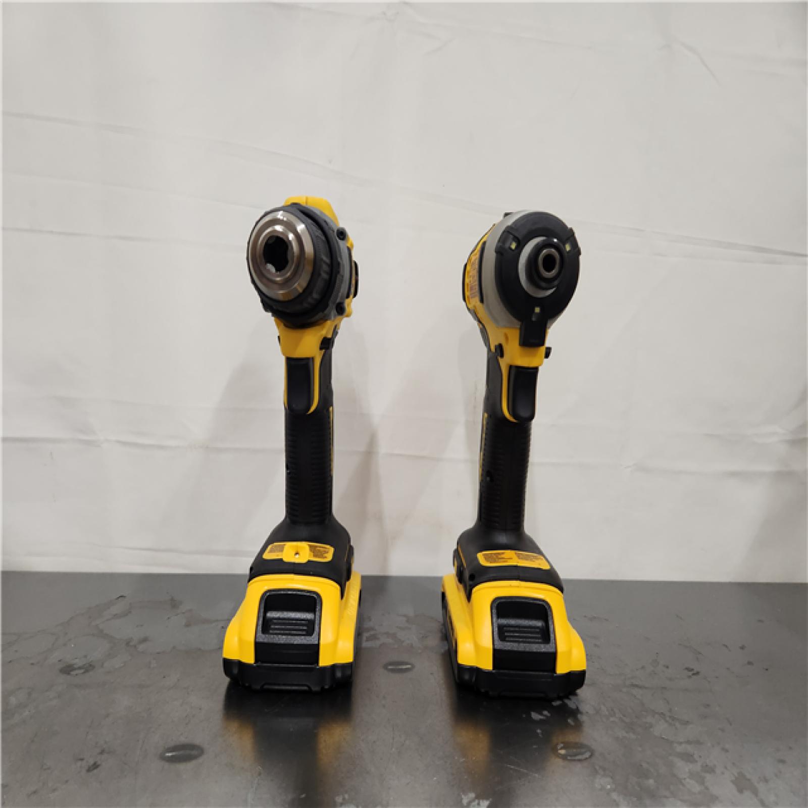 AS-IS- DEWALT ATOMIC 20-Volt MAX Lithium-Ion Cordless Combo Kit