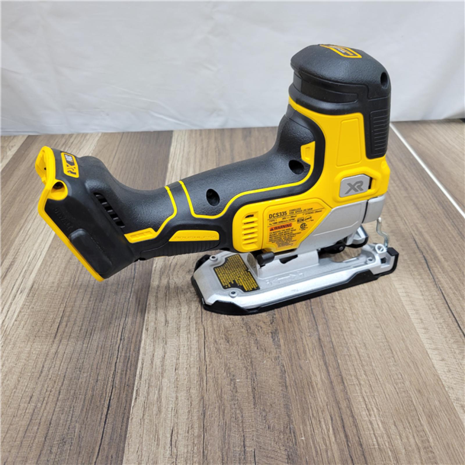 AS-IS DEWALT 20V MAX XR Cordless Barrel Grip Jigsaw (Tool Only)