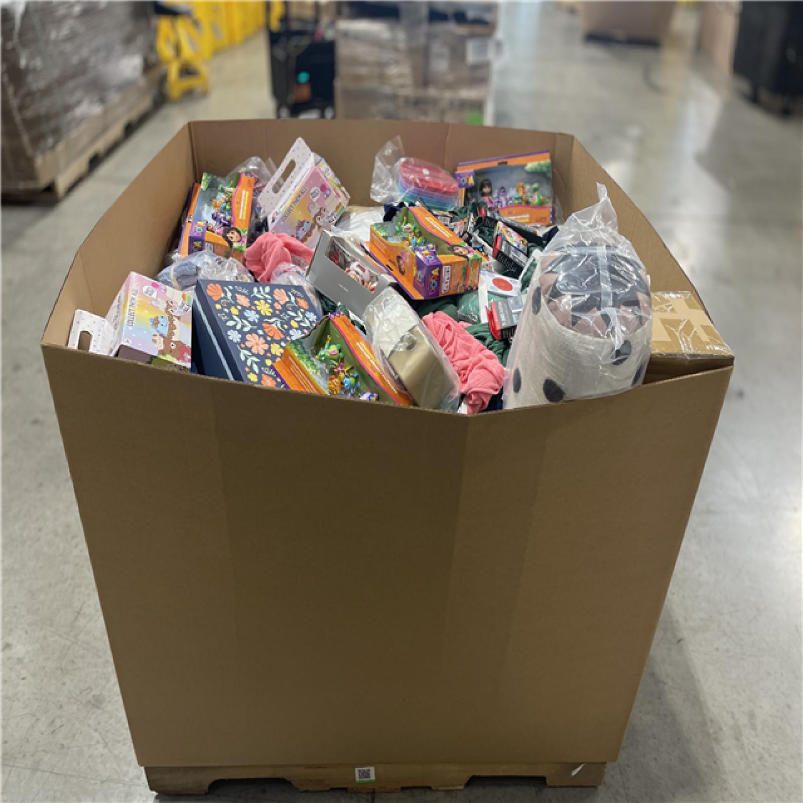 DALLAS LOCATION- NEW!- BULLSEYE MIXED PALLET