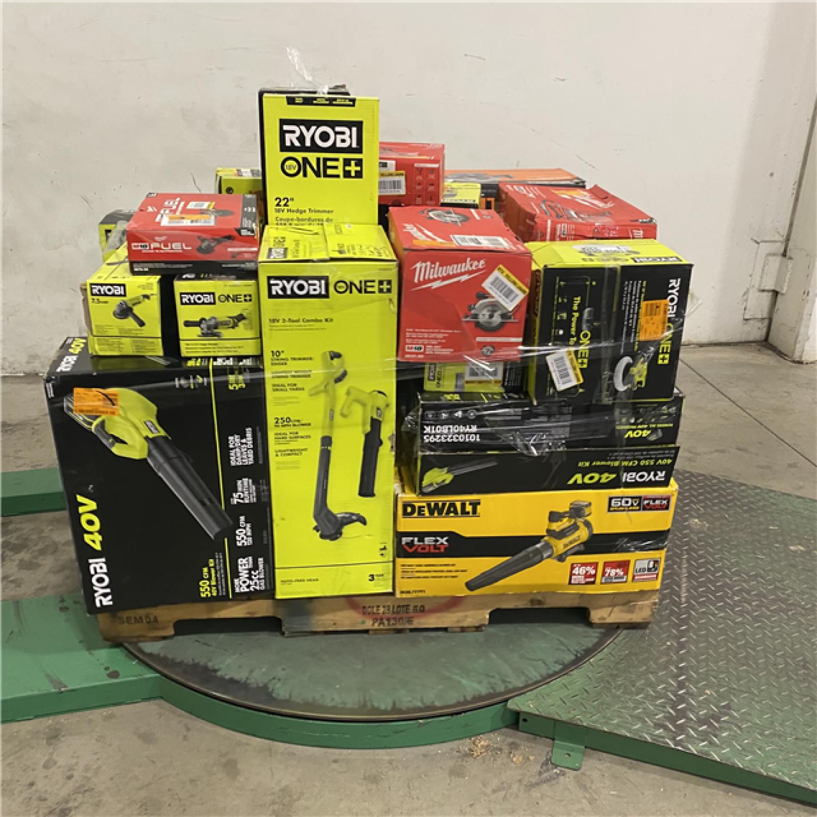 Dallas Location - As-Is Tool Pallet