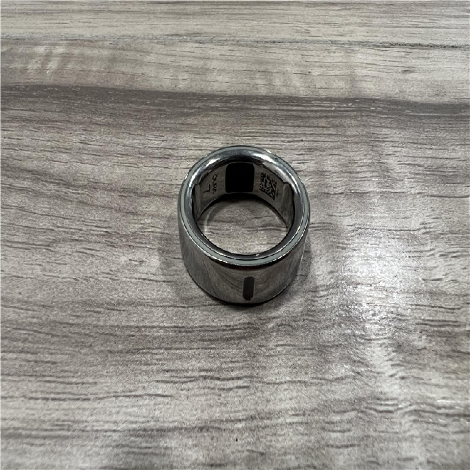 AS-IS Oura Ring 4 - Silver - Size 7