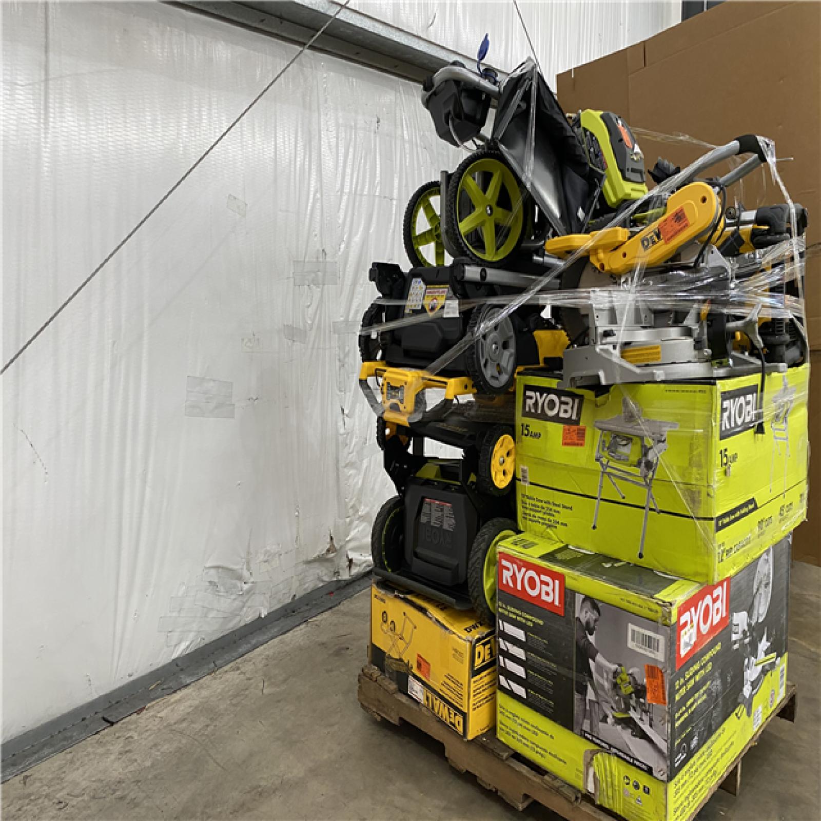 Houston Location AS IS - Tool Pallet