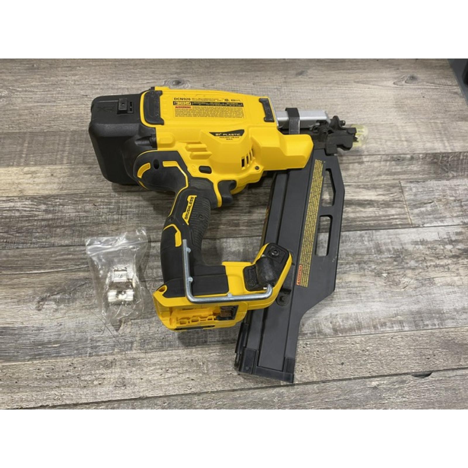 AS-IS DEWALT 20-Volt 21° Cordless Framing Nailer (Tool-Only)