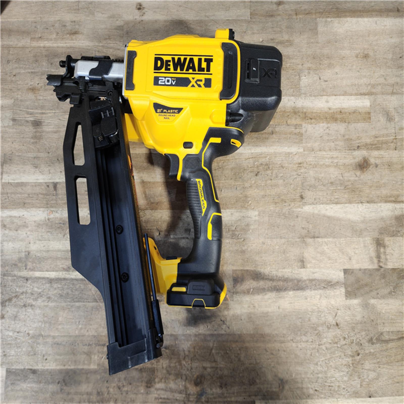 HOUSTON LOCATION - AS-IS DEWALT 20-Volt 21° Cordless Framing Nailer (Tool-Only)
