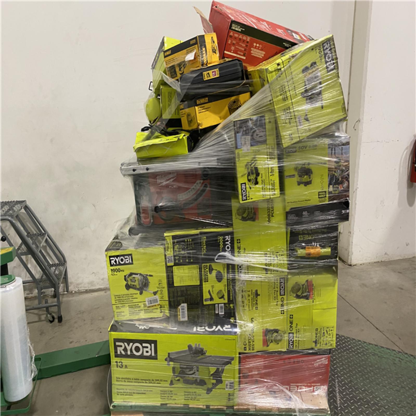 Dallas Location - As-Is Tool Pallet