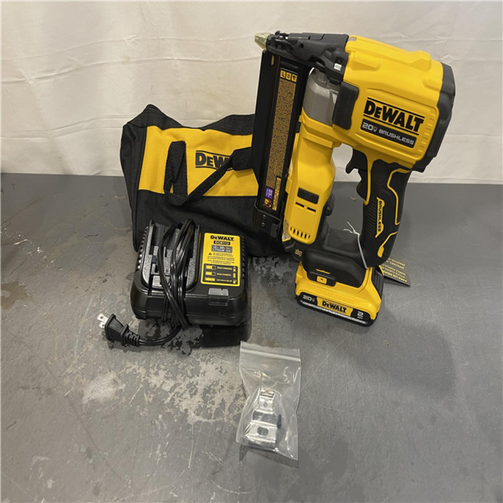 AS-IS - DeWalt ATOMIC 20V MAX Lithium Ion Cordless 23 Gauge Pin Nailer Kit