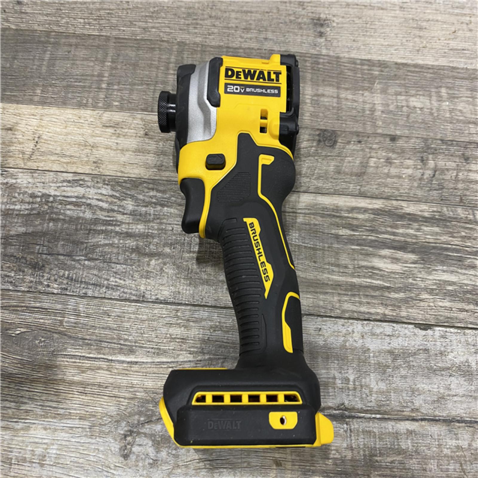 AS-IS DEWALT ATOMIC 20V MAX Lithium-Ion Cordless 1/4 in. Brushless Impact Driver Kit