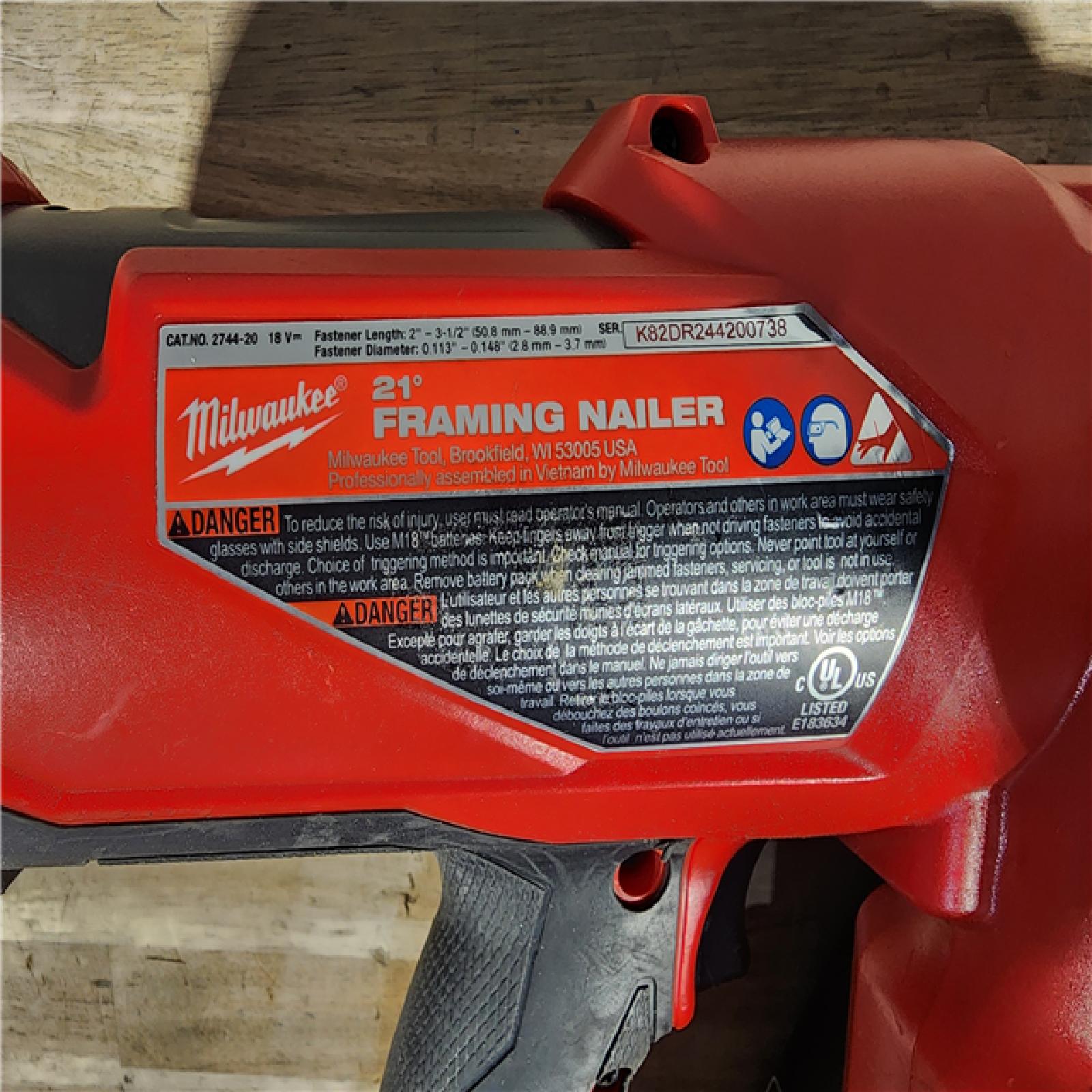 HOUSTON LOCATION - AS-IS Milwaukee 2744-20 M18 FUEL 3-1/2 in. 18-Volt 21-Degree Lithium-Ion Brushless Cordless Framing Nailer (Tool-Only)