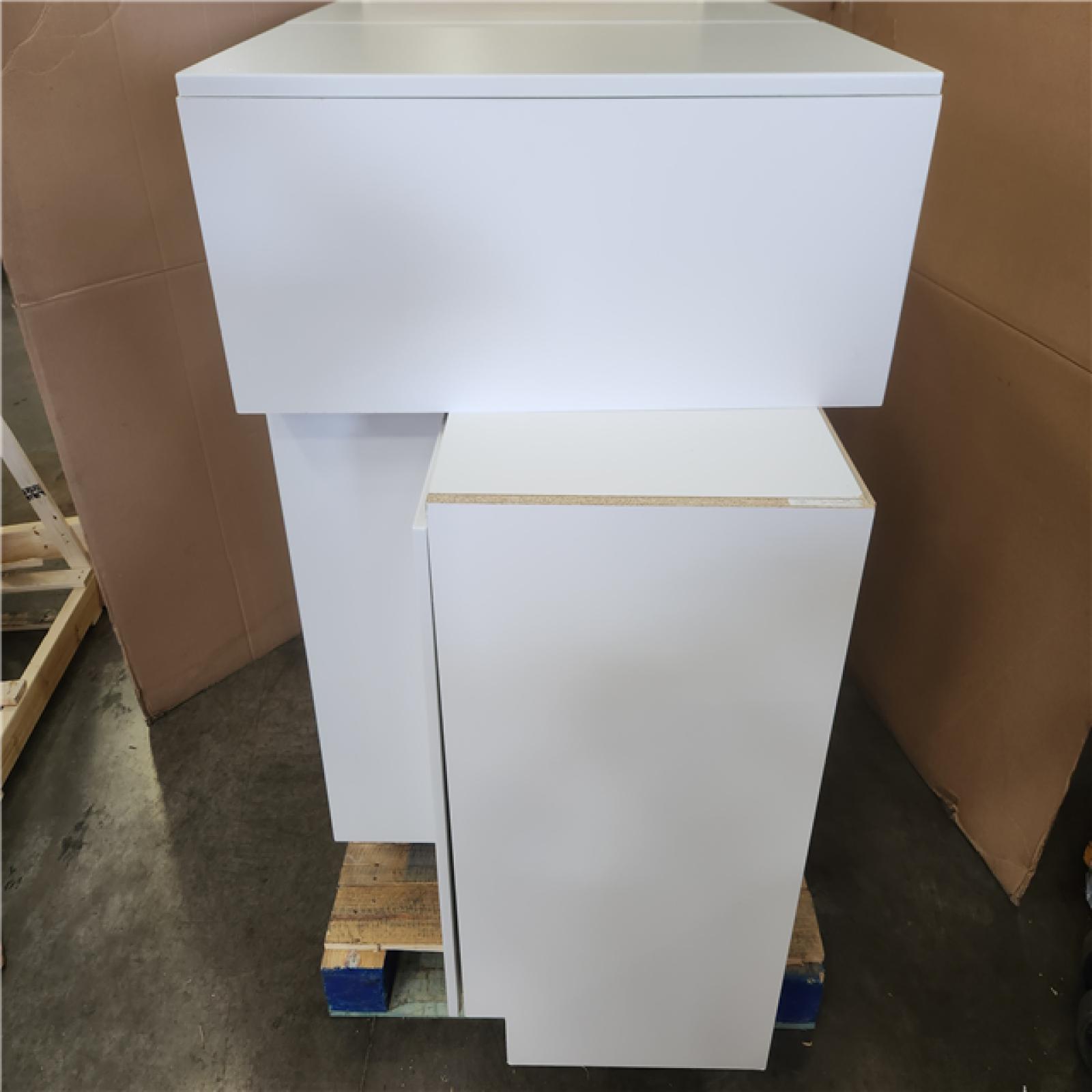 Phoenix Mixed Hampton Bay Designer Series Edgeley Assembled Kitchen Cabinets in White (4-Cabinets)