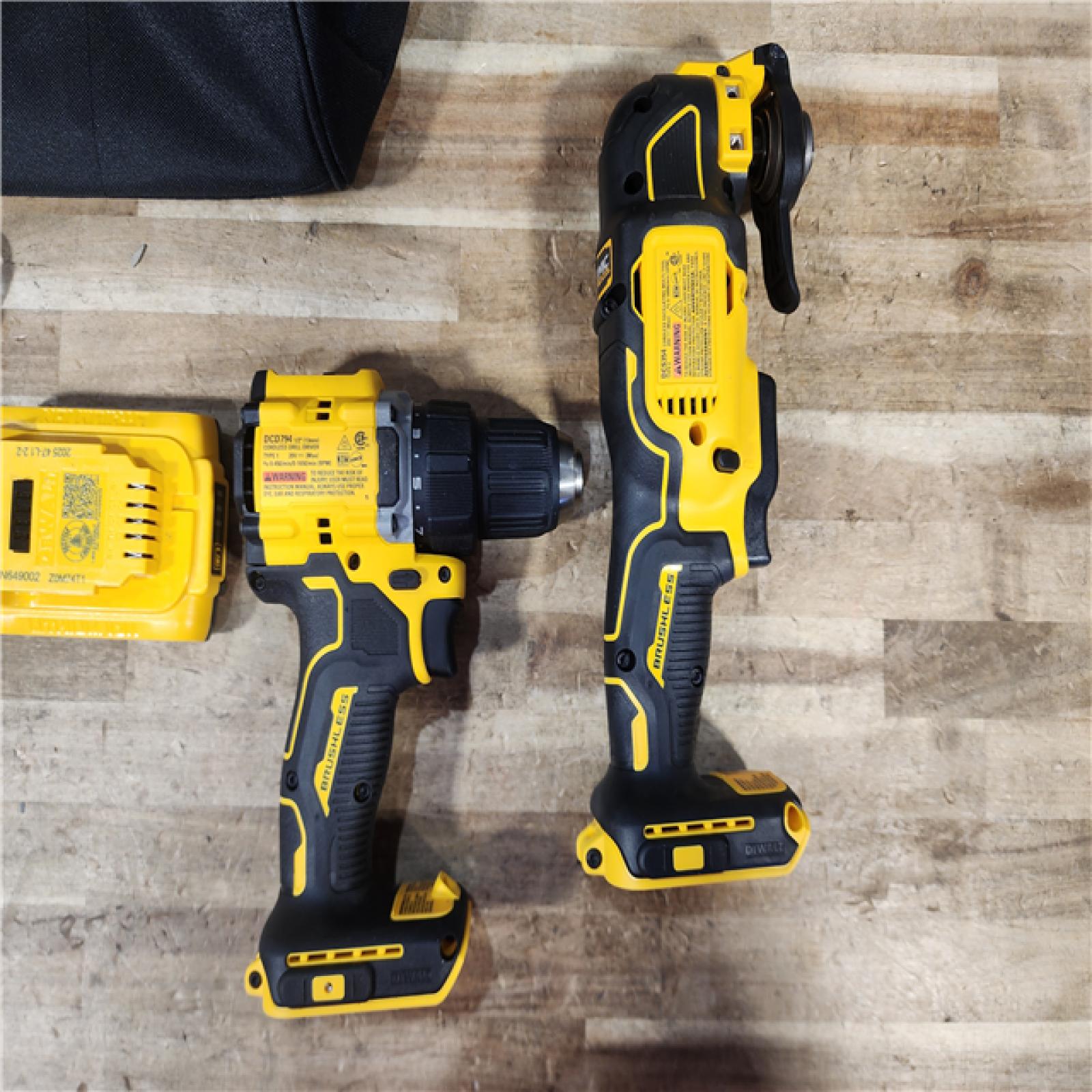 HOUSTON LOCATION - AS - IS DEWALT ATOMIC 20-Volt Lithium-Ion Cordless Brushless (2-Tool) Combo Kit