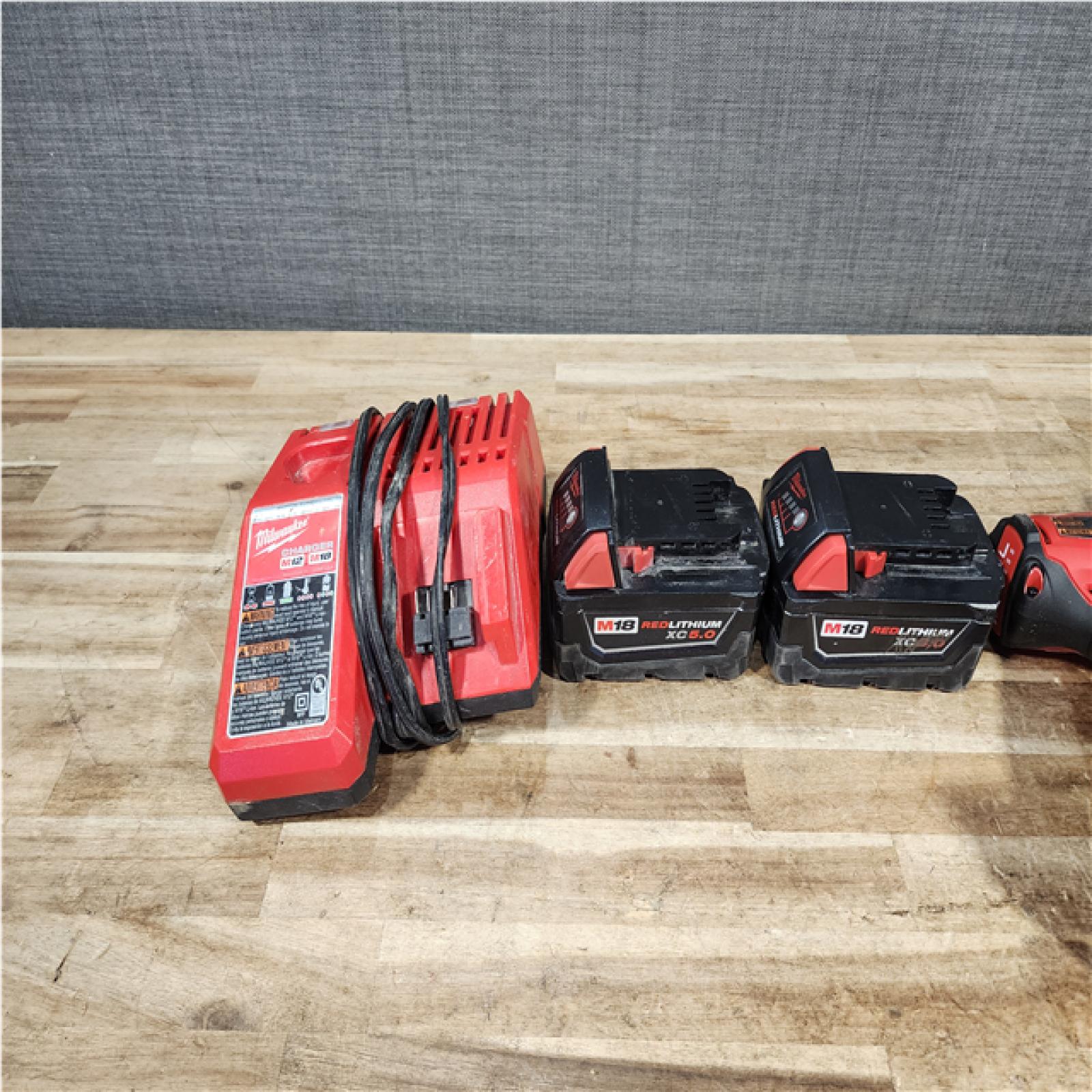 HOUSTON LOCATION - AS - IS Milwaukee 2 Tool Combo Kit W/ (2) Battery & Charger