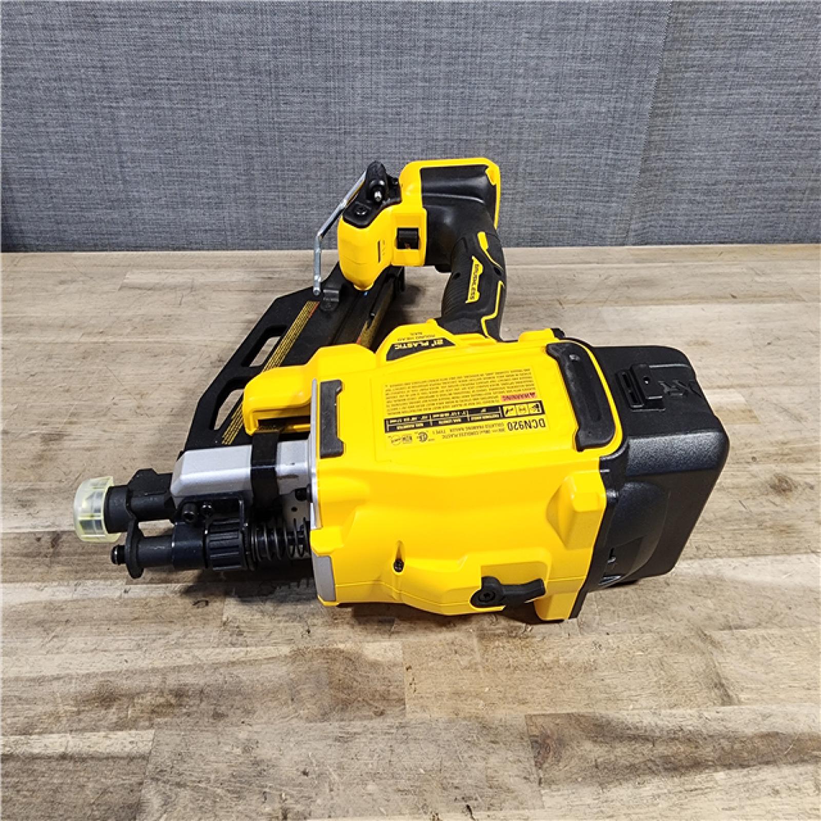 HOUSTON LOCATION - AS-IS (APPEARS LIKE NEW) DEWALT 20-Volt 21° Cordless Framing Nailer (Tool-Only)