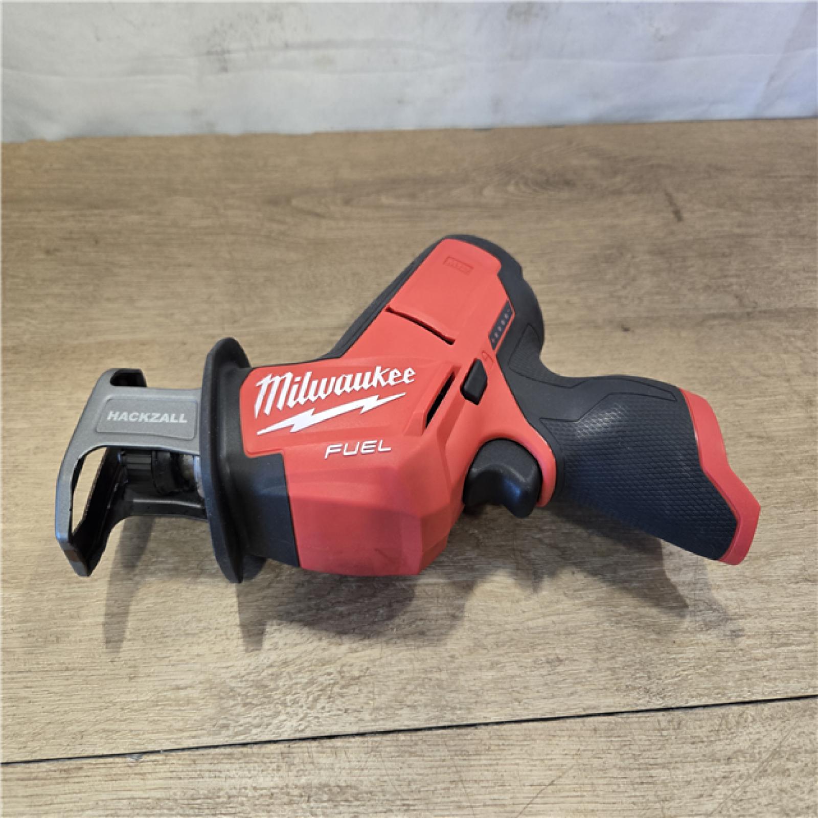 AS-IS Milwaukee FUEL 12V Cordless HACKZALL Reciprocating Saw Kit