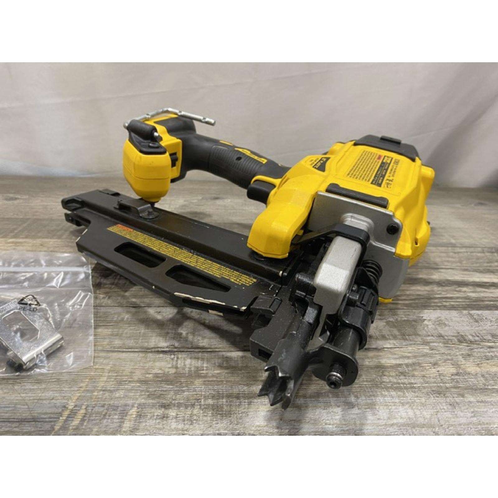 AS-IS DEWALT 20-Volt 21° Cordless Framing Nailer (Tool-Only)
