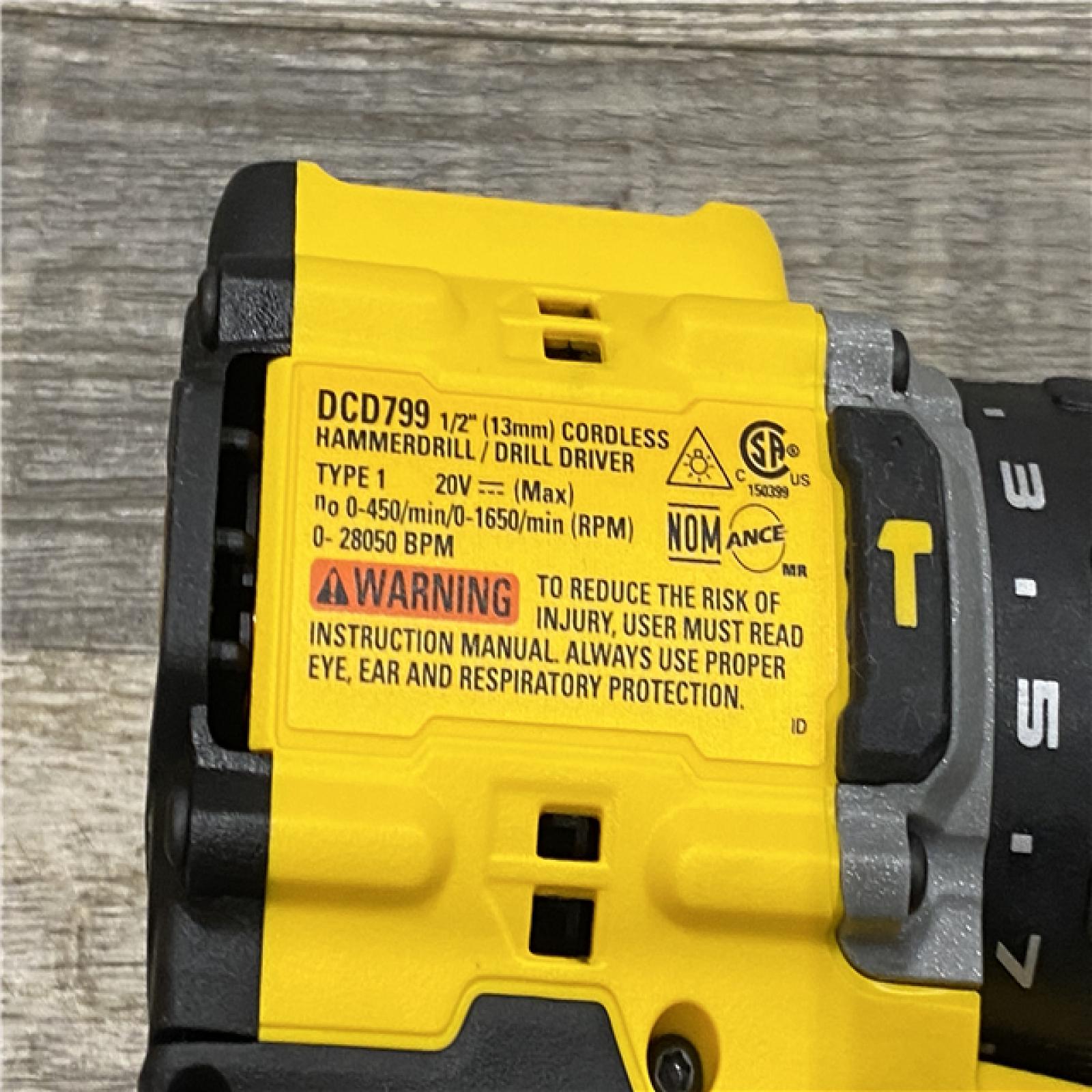 AS-IS DEWALT ATOMIC 20V MAX Lithium-Ion Cordless 2-Tool Combo Kit