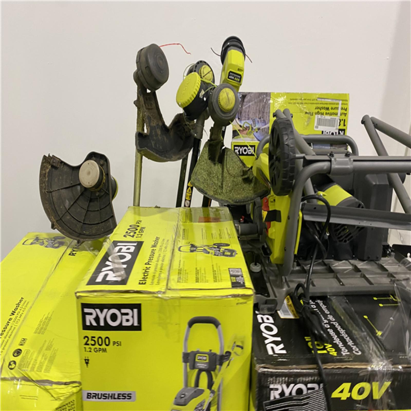 Dallas Location - As-Is Tool Pallet