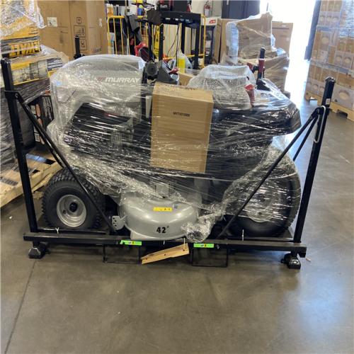 DALLAS LOCATION - Murray MT100 42 in. 13.5 HP 500cc E1350 Series Briggs and Stratton Engine 6-Speed Manual Gas Riding Lawn Tractor Mower