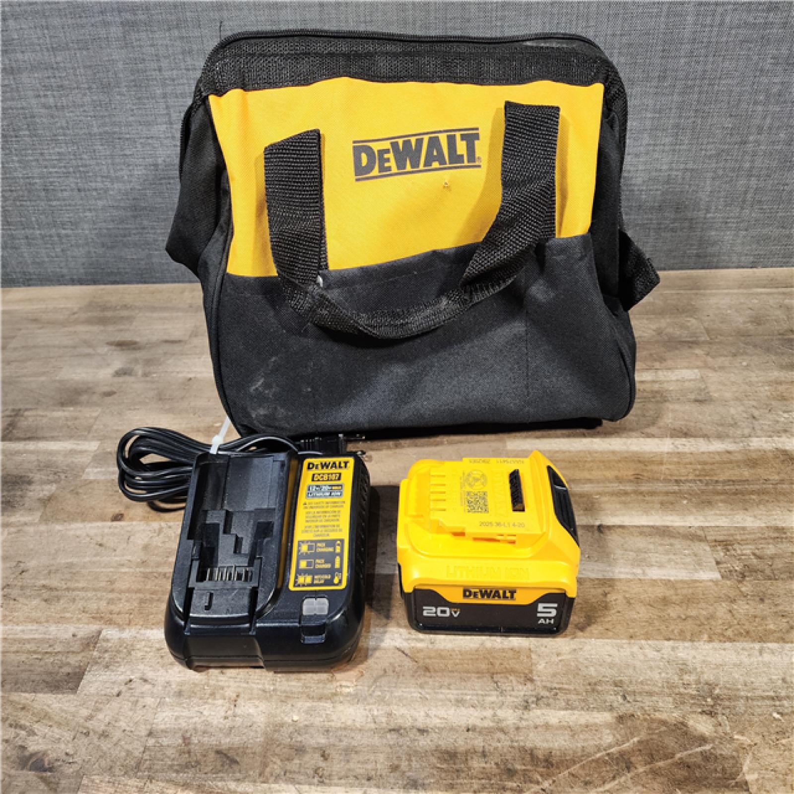 HOUSTON LOCATION - AS-IS DEWALT 20V MAX* XR 1/2 High Torque Impact Wrench W/ BATTERY & CHARGER