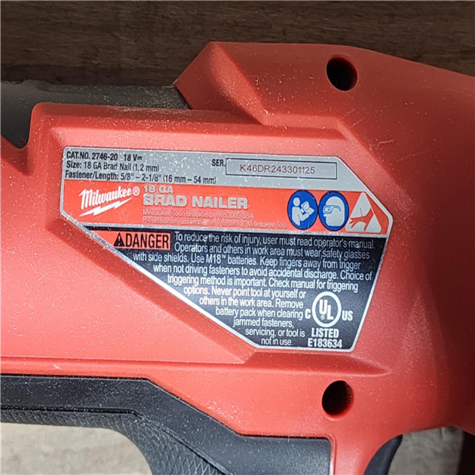 HOUSTON LOCATION - AS-IS Milwaukee FUEL 18-Volt Lithium-Ion Brushless Cordless Gen II 18-Gauge Brad Nailer (Tool-Only)