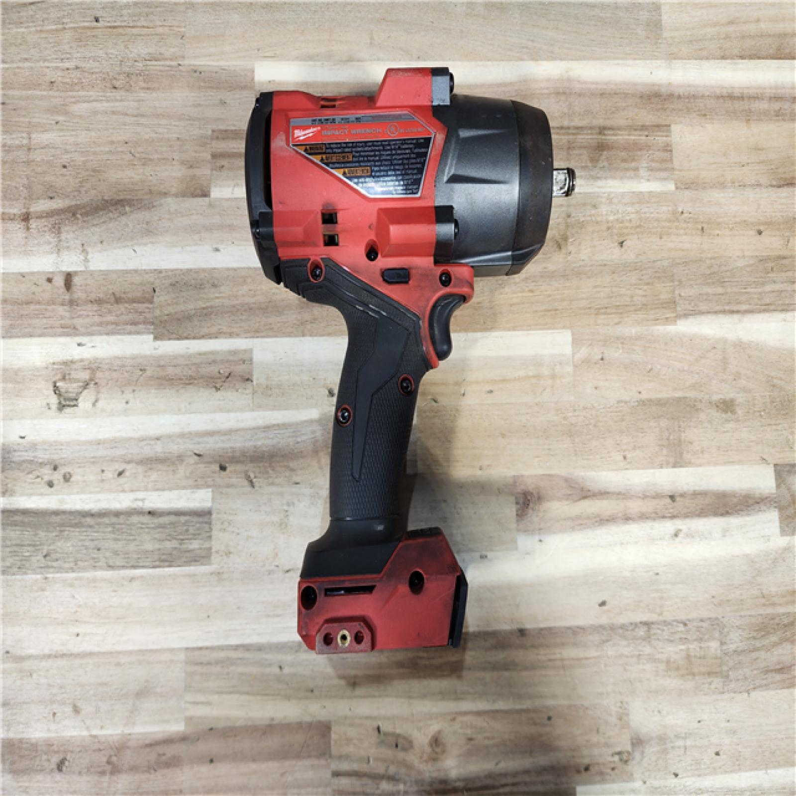 HOUSTON LOCATION - AS-IS Milwaukee FUEL 18V Lithium-Ion Brushless Cordless 1/2 in. Impact Wrench w/Friction Ring Kit