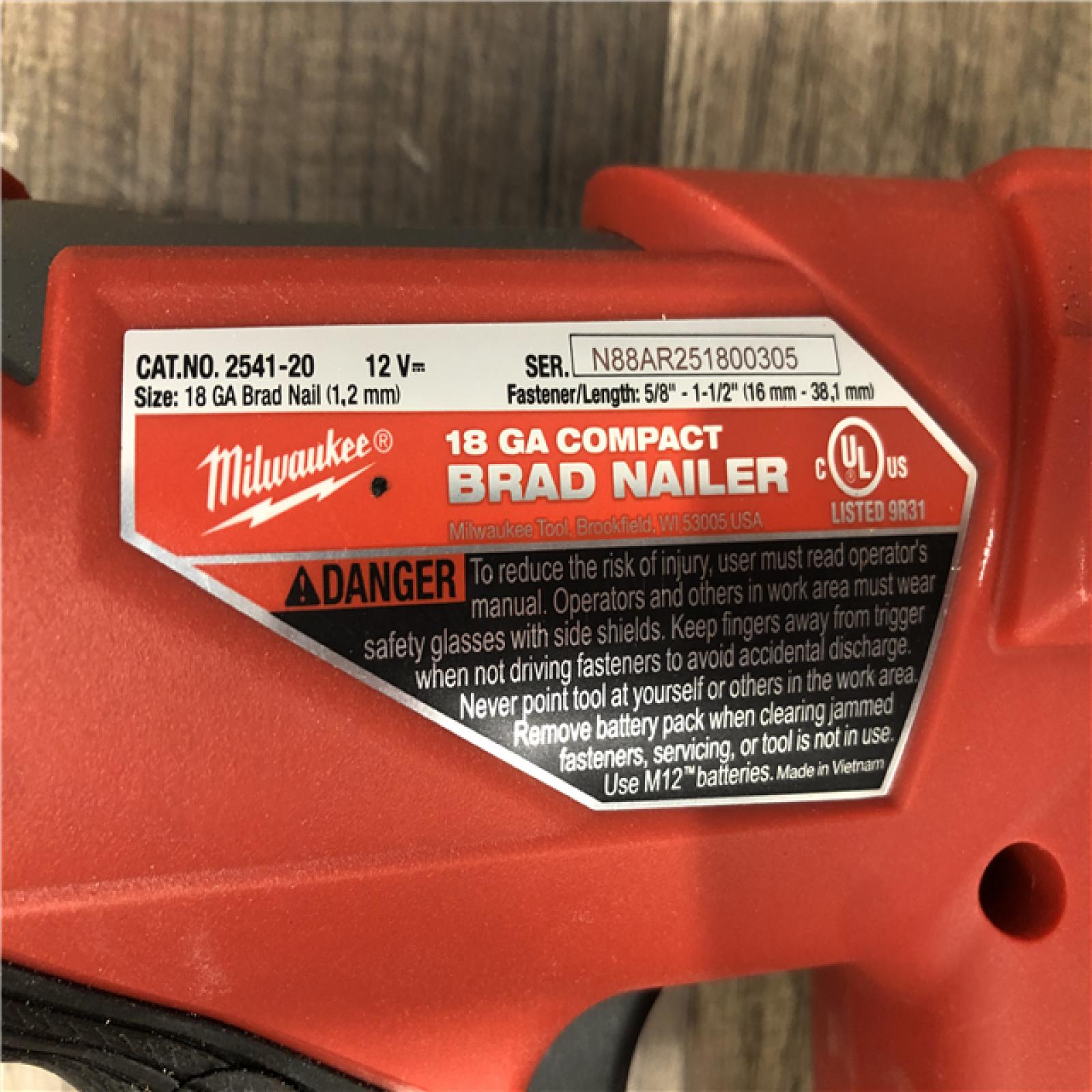 AS-IS Milwaukee FUEL 12-Volt Lithium-Ion Brushless Cordless 18-Gauge 1-1/2 in. Compact Brad Nailer (Tool Only)