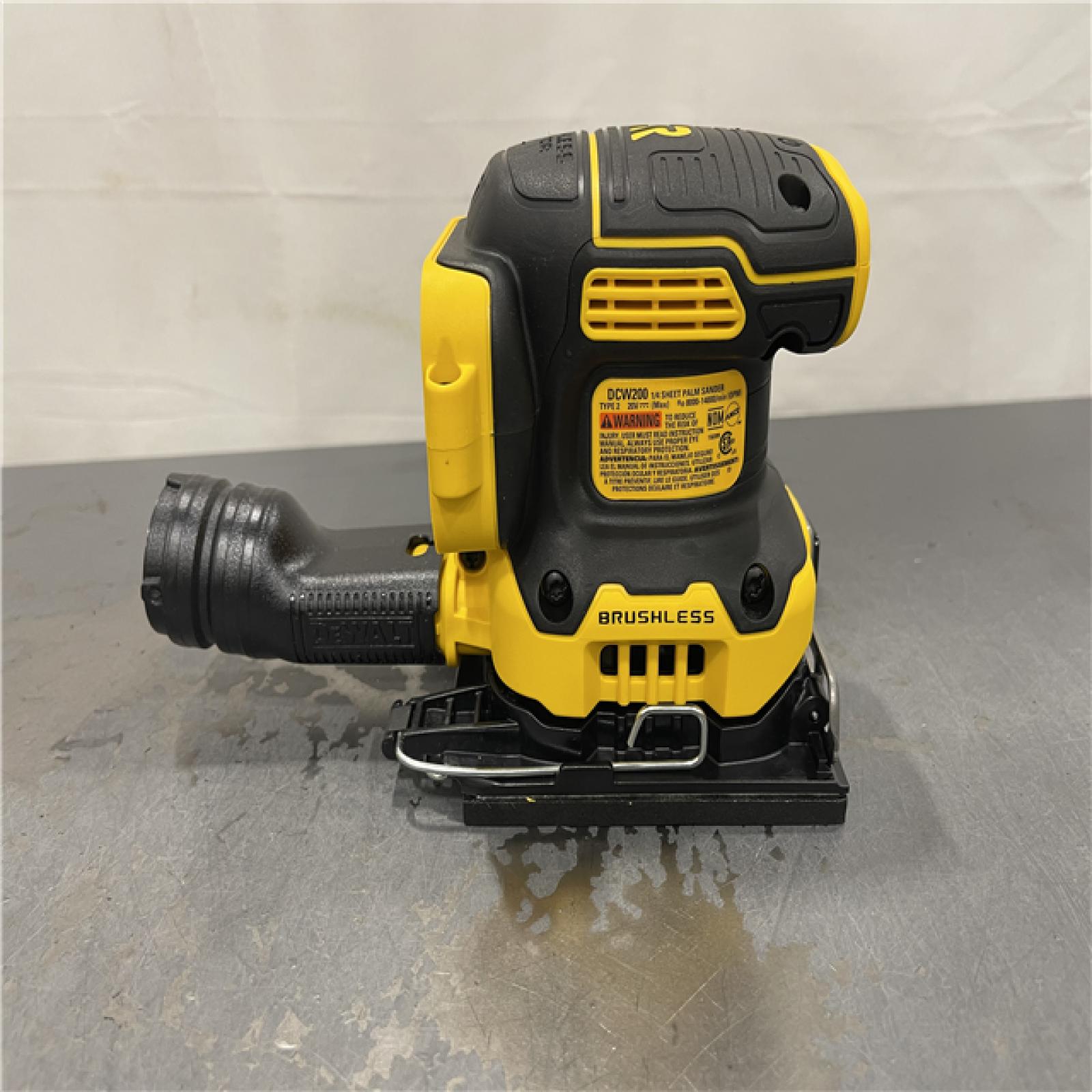 AS-IS - DEWALT 20V MAX XR Brushless Cordless 1/4 Sheet Variable Speed Sander