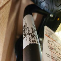 Phoenix NEW DEWALT 3400 PSI 2.5 GPM Gas Pressure Washer with Maintenance-Free Pump  Heavy-Duty Commercial Cold Water Power Washer