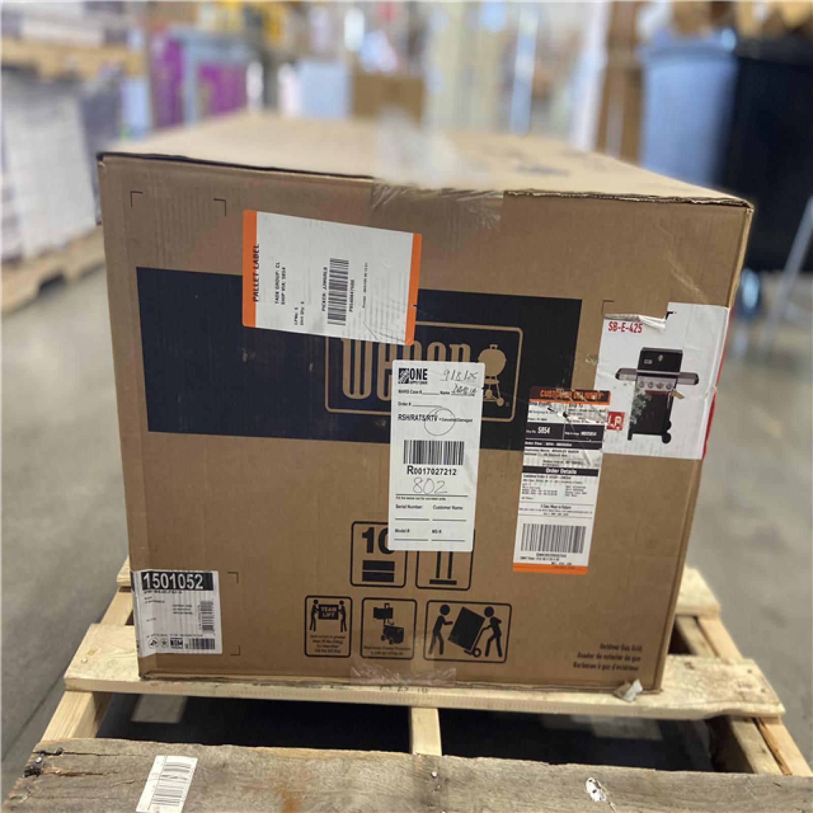 DALLAS LOCATION - Weber Spirit SB-E-425 4-Burner Propane Gas Grill in Black with Powerful Boost Burners