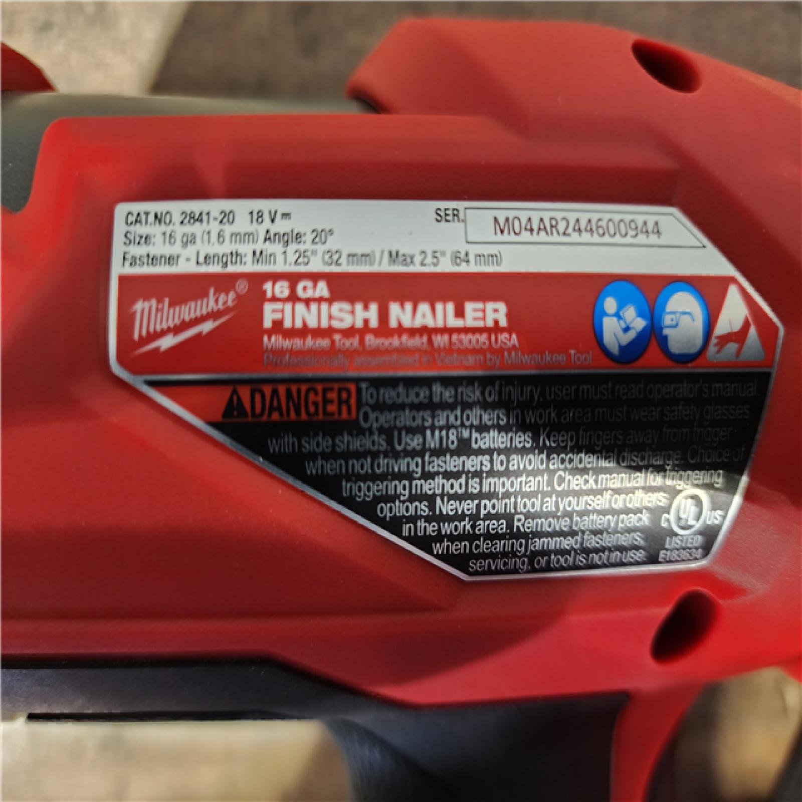 HOUSTON LOCATION - AS-IS Milwaukee FUEL 18-Volt Lithium-Ion Brushless Cordless Gen II 16-Gauge Angled Finish Nailer (Tool-Only)
