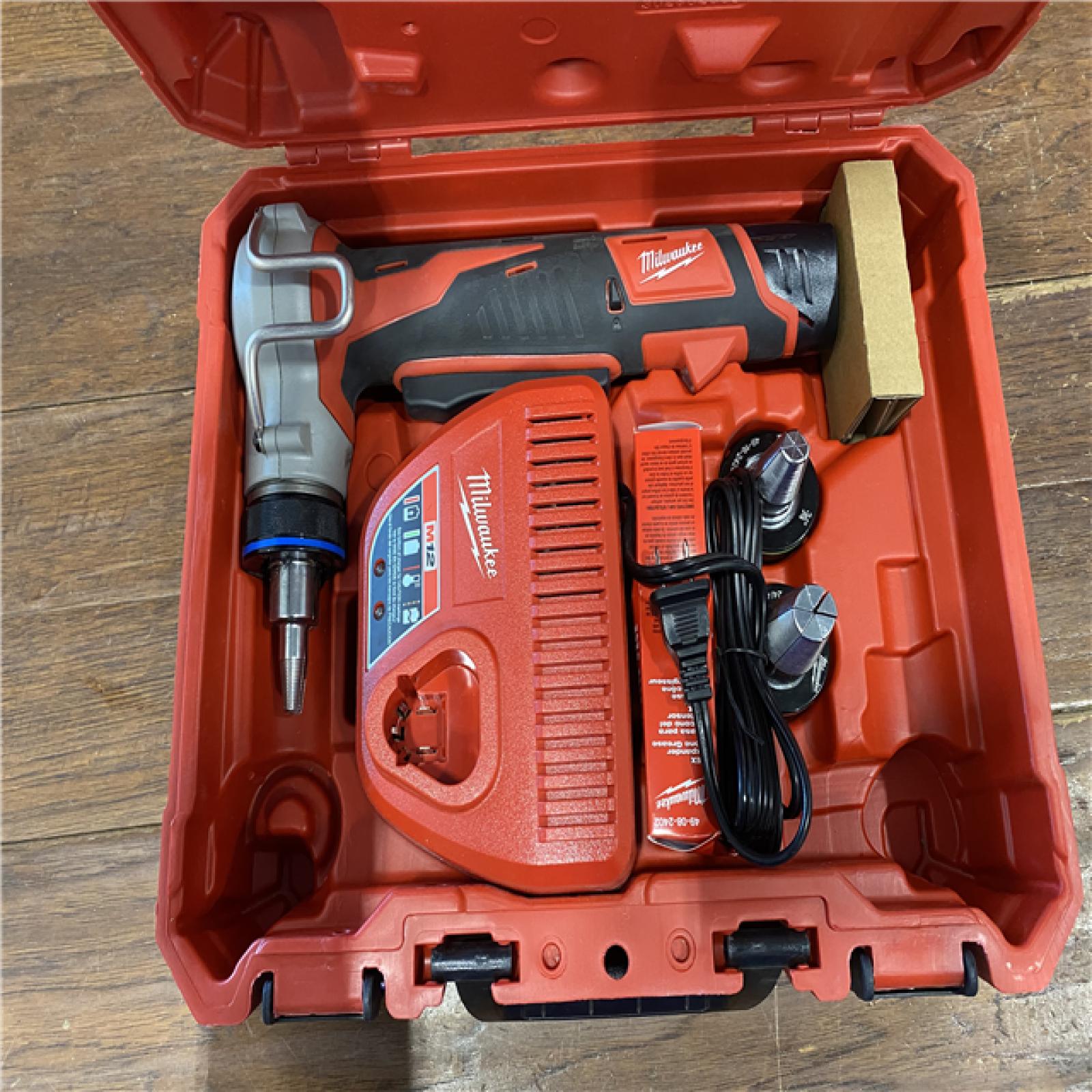 AS-IS M12 12-Volt Lithium-Ion Cordless PEX Expansion Tool Kit with (2) 1.5 Ah Batteries, (3) Expansion Heads and Hard Case