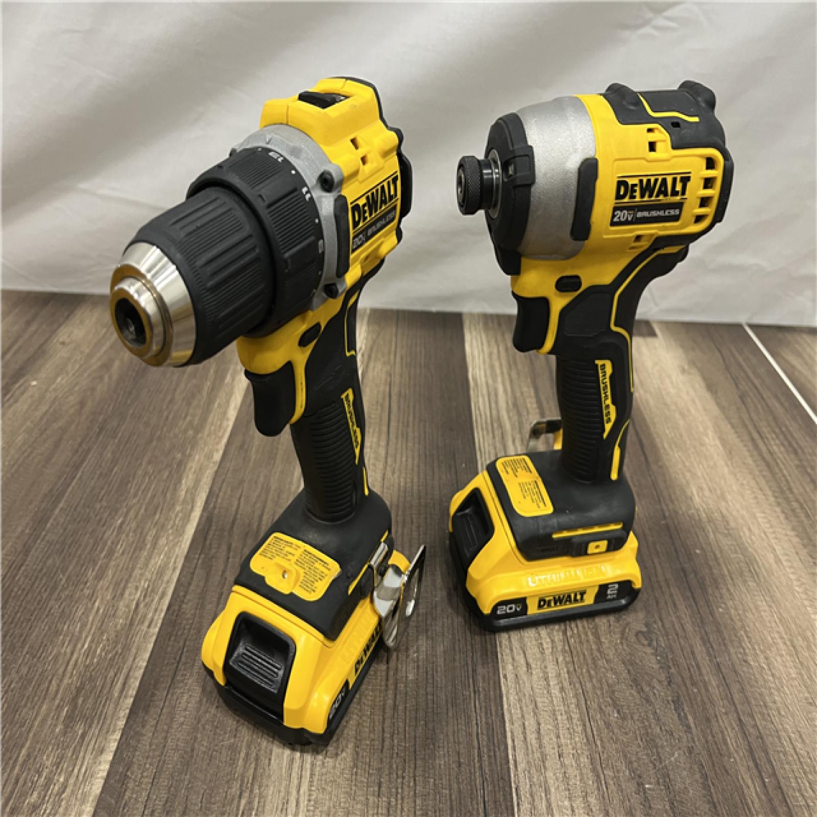 GOOD Dewalt DCK225D2 20V MAX ATOMIC Brushless Compact Lithium-Ion 1/2 in. Cordless Drill Driver and 1/4 in. Impact Driver Combo Kit with 2 Batteries 2 Ah