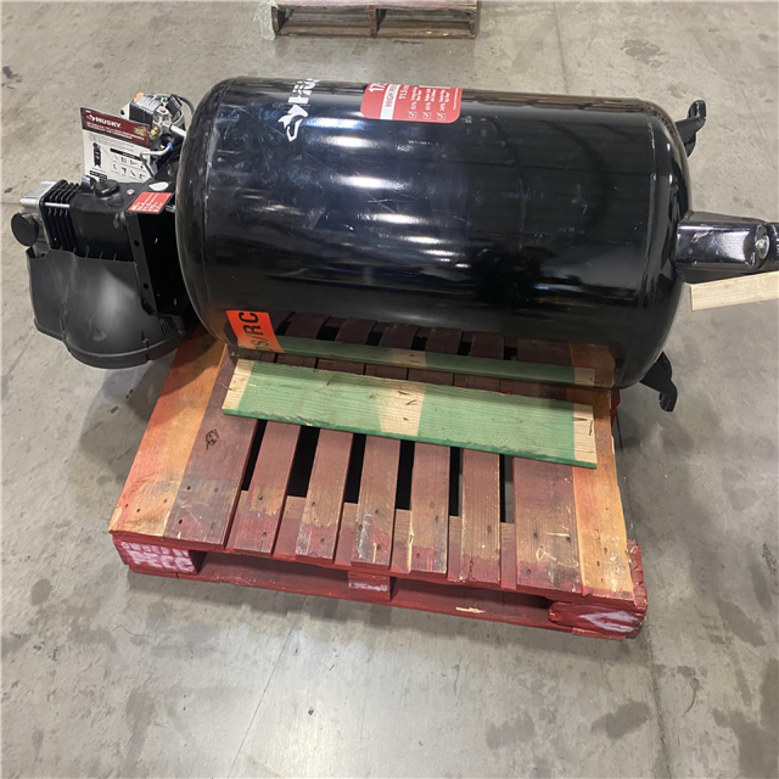 Dallas Location - As-Is Husky C603H Stationary Electric Air Compressor