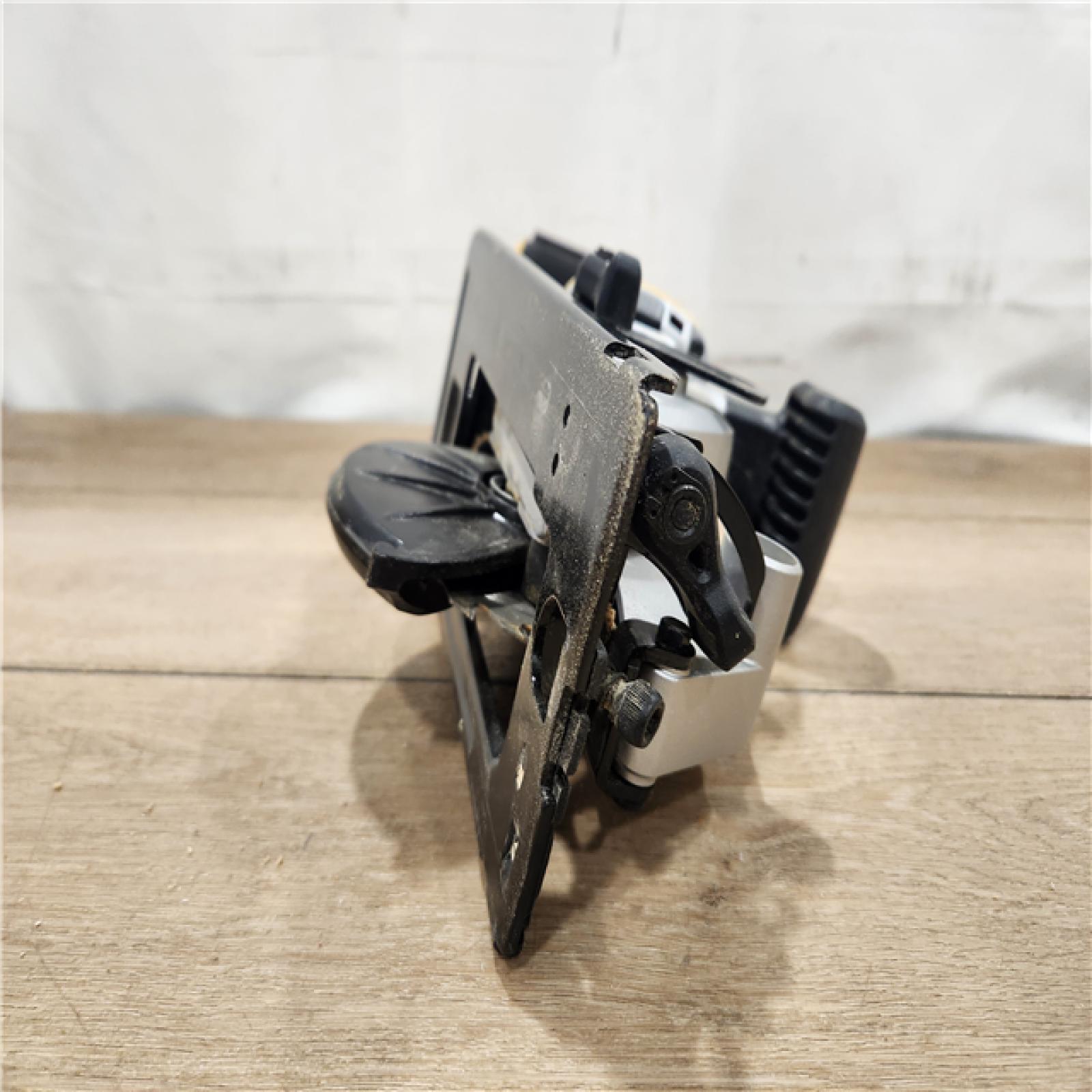 AS-IS- DEWALT ATOMIC 20V MAX Cordless Brushless 4-1/2 in. Circular Saw (Tool Only)