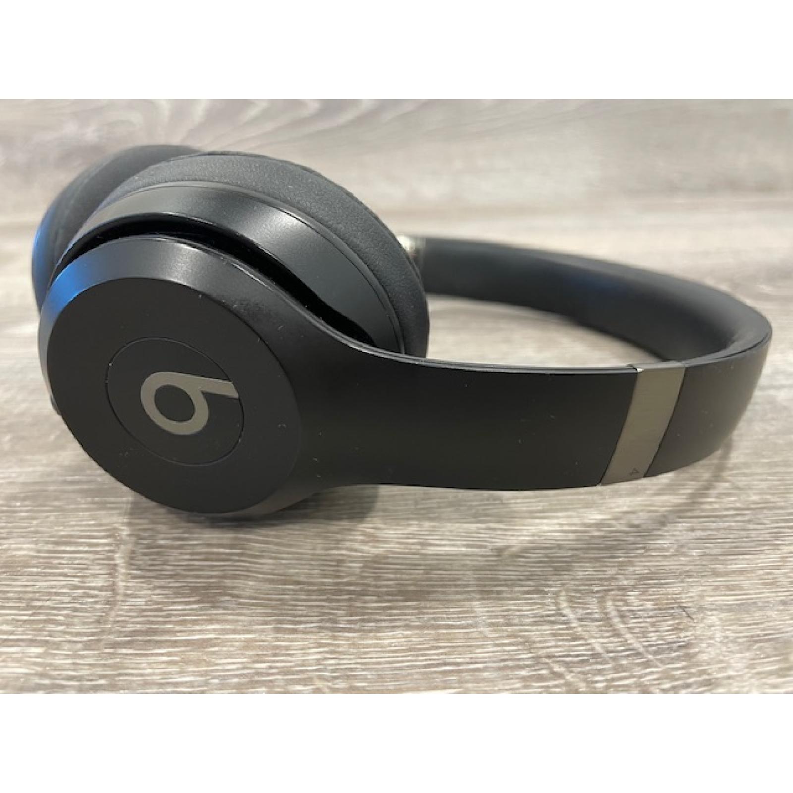 AS-IS Beats Solo 4 Bluetooth Wireless On-Ear Headphones
