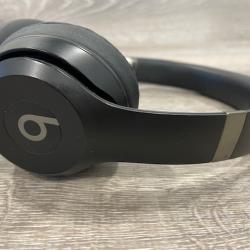 AS-IS Beats Solo 4 Bluetooth Wireless On-Ear Headphones