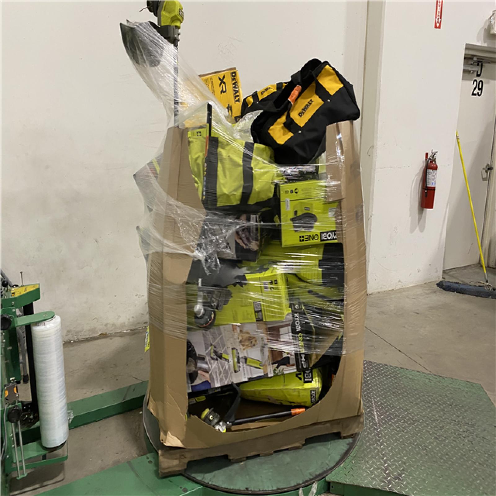 Dallas Location - As-Is DEWALT Tool Pallet