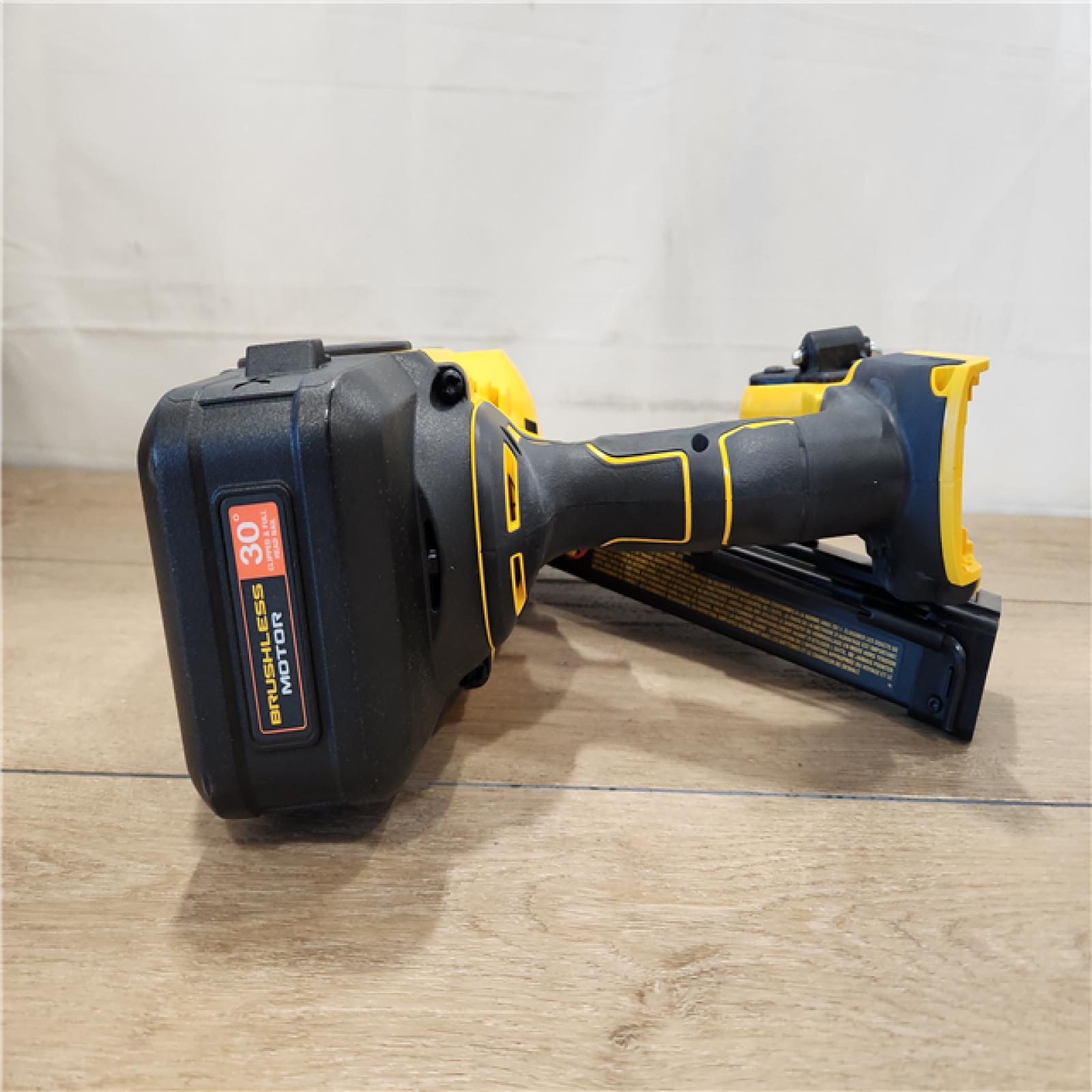 AS-IS- DEWALT 20-Volt 30° Cordless Framing Nailer (Tool-Only)