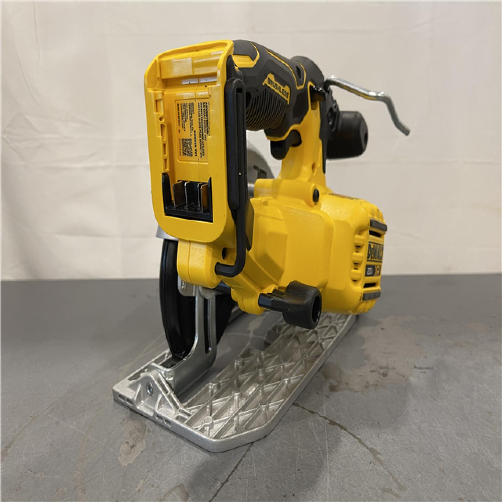 AS-IS - DEWALT 20-Volt MAX Lithium-Ion Cordless 7 Tool Combo Kit